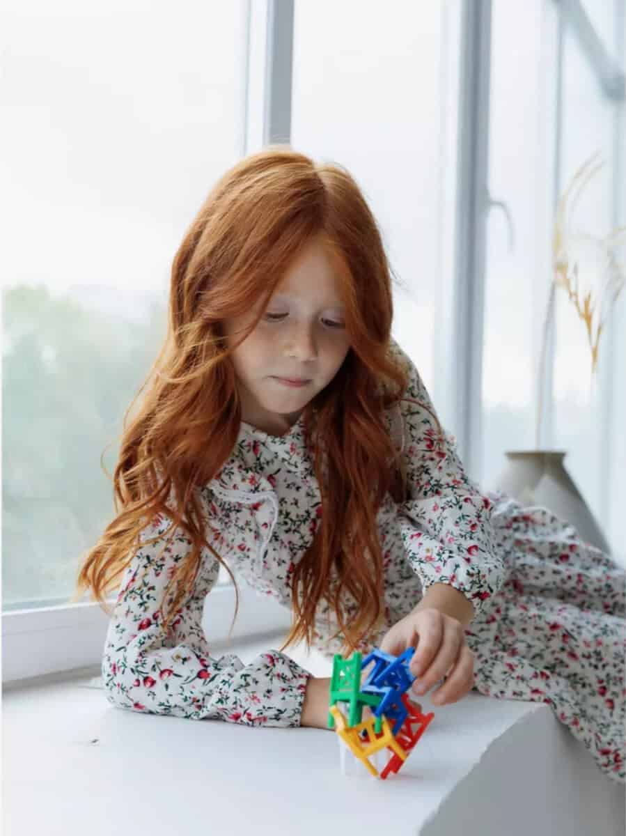 Настільна гра “Дженга з стільців”