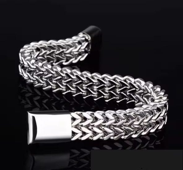 Чоловічий браслет із нержавіючої сталі